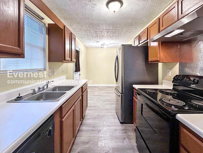 Photo - 9151 Clubhouse Dr