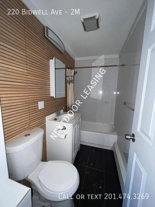Photo - 220 Bidwell Ave Unidad 2M