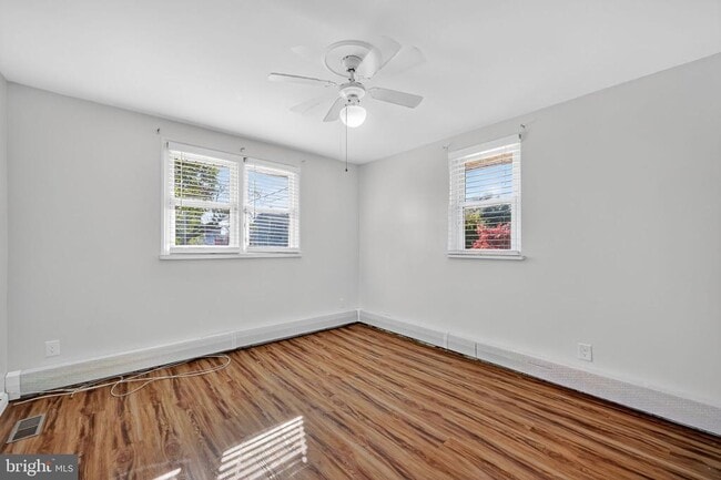 Photo - 8402 Holman Ave