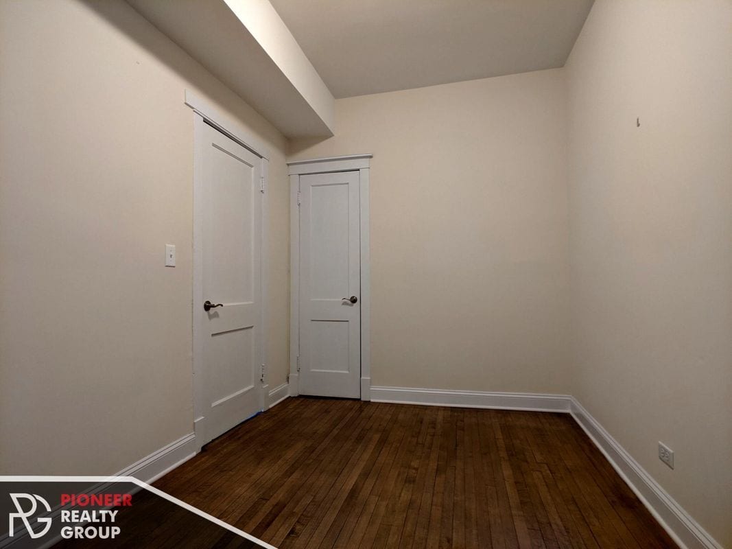 Photo - 2814 N Troy St Unit 2F