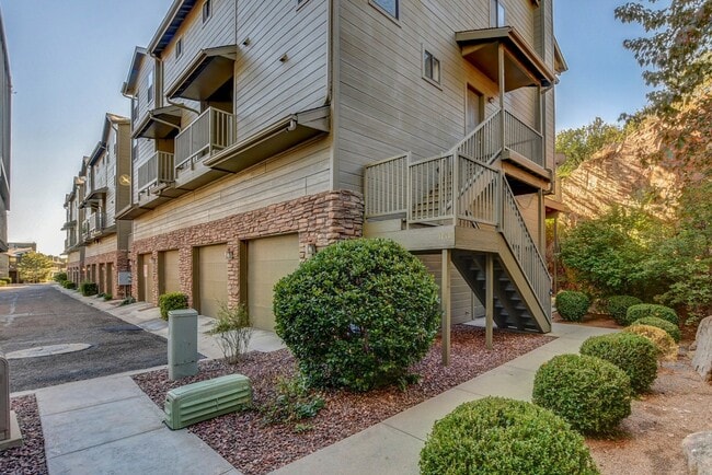 Building Photo - Boulder Park Townhome for Rent