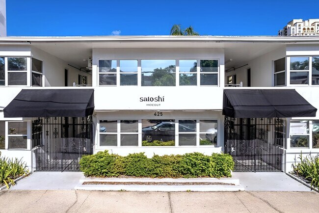 425 North - Your Downtown St. Pete Home
