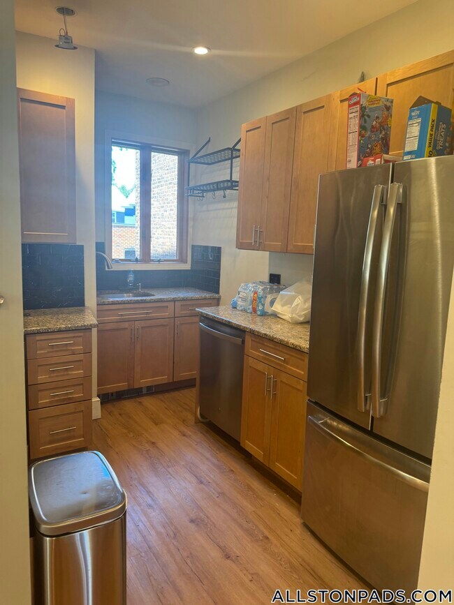 Photo - 77 Easton St Unit 1