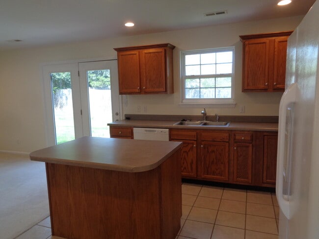 Photo - 4008 Meadow View Dr