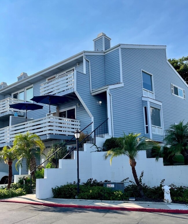 Building Photo - 24561 Harbor View Dr Unit D Rental