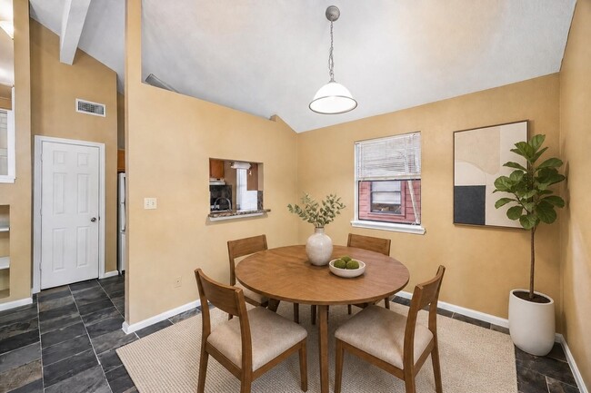 422 Nursery Rd
