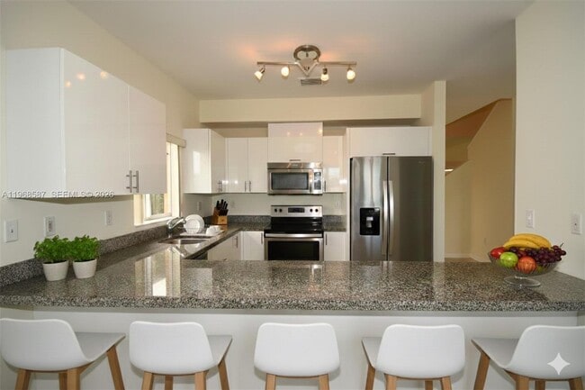 Photo - 2780 SW 33rd Ave