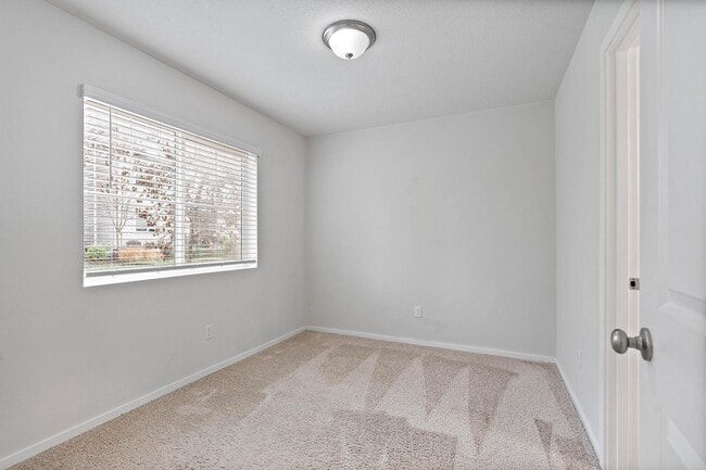 Photo - Newer sparkling clean 4-bdrm/3.5-bath townhome—2-car garage, near Forest Park