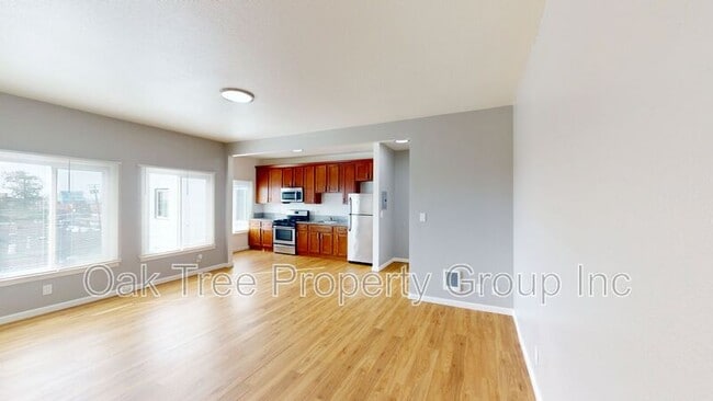 Building Photo - 2805 E 16th St