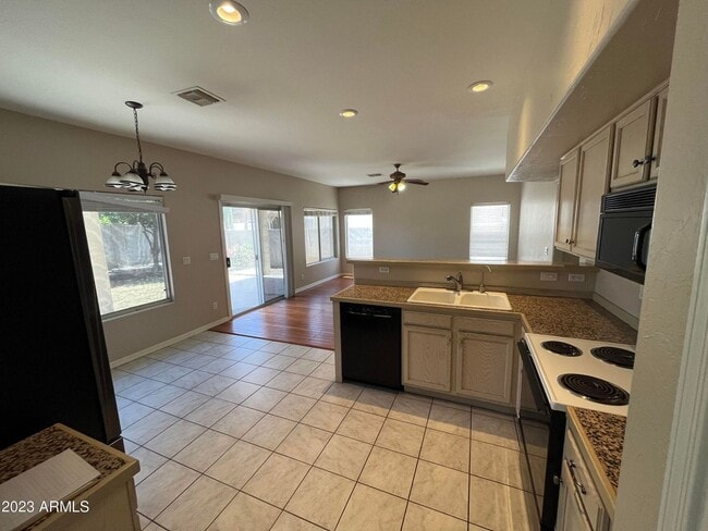 Photo - 1321 N Palmsprings Dr