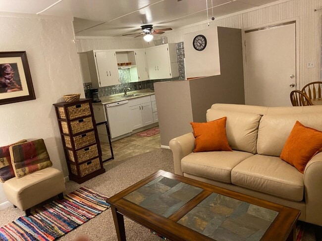 Photo - 304 S Harrison St