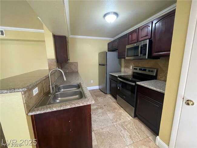 Photo - 1150 N Buffalo Dr Unit 1041