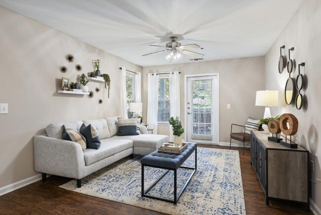 Photo - Marquis on Cary Parkway