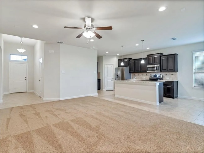 Photo - 4820 Bronzeleaf Ln