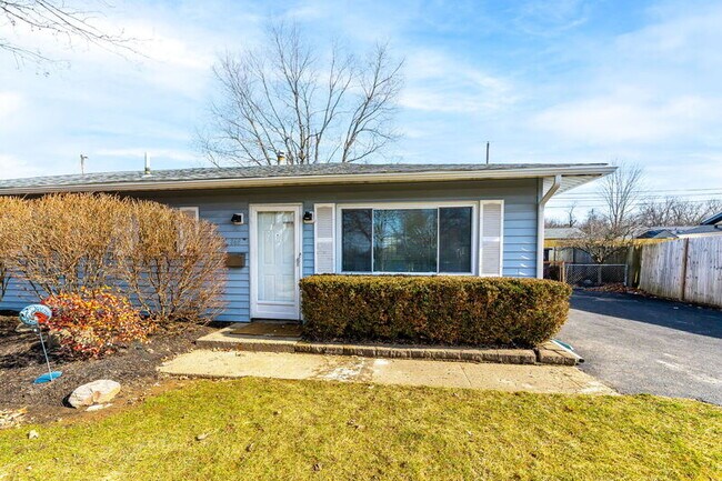 Photo - 868 Pleasant Dr House