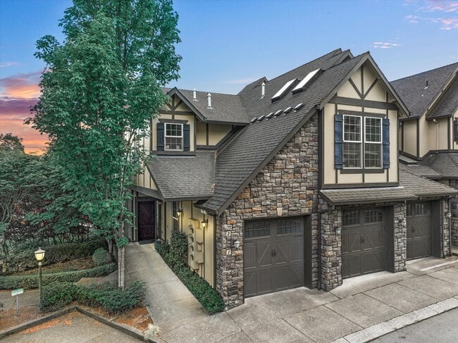 Photo - 3640 SW Baird St Unit 2