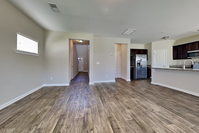 Photo - 320 Beacon Field Rd