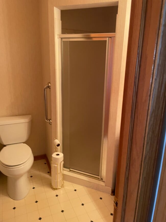 Photo - 1015 Nantucket Dr