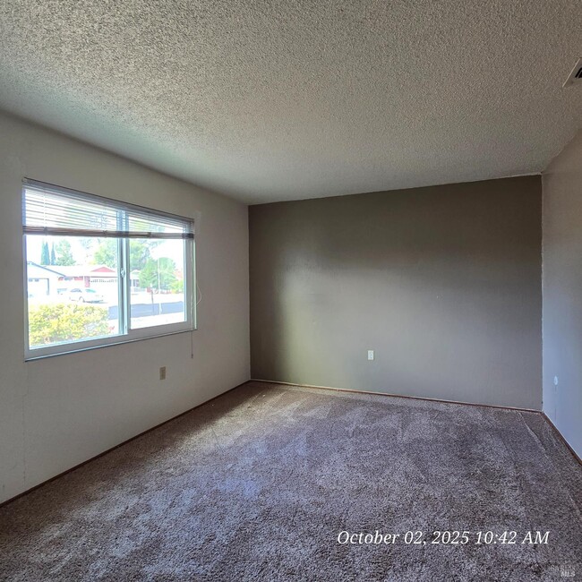 Photo - 115 Isle Royale Cir