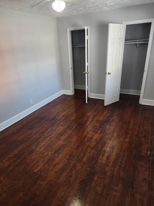 Photo - Room in Apartment on 8th St
