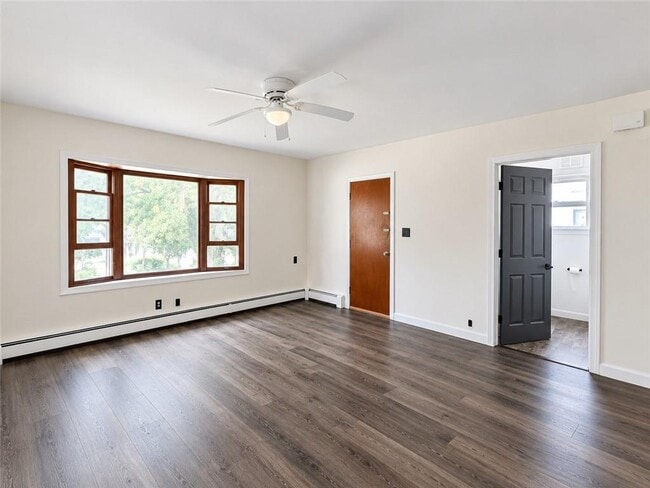 39 Roland St Unit 1