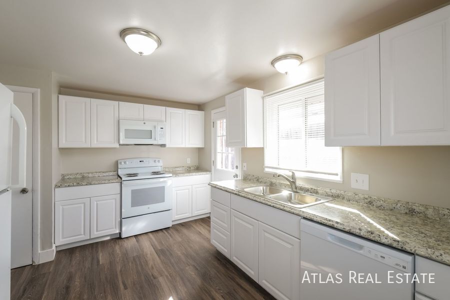 Photo - 120 Laurel Street-