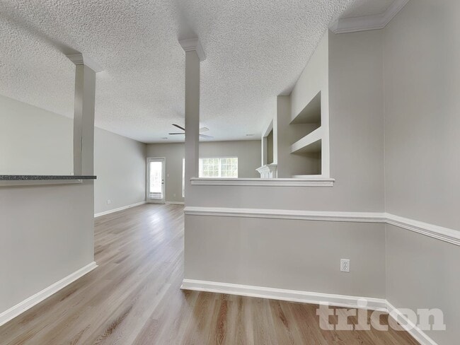 Photo - 4864 Sierra Way