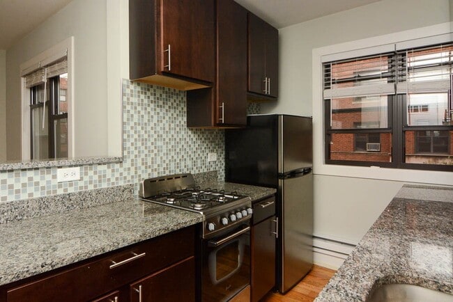 Photo - 2907 N Mildred Ave Unit C2