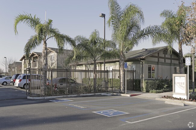 Yorba Linda Apartments