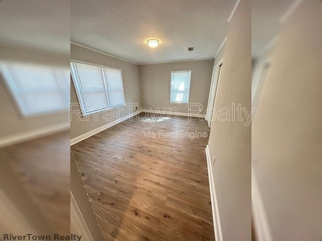 Photo - 2144 Henry Cir