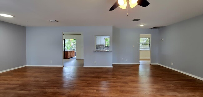 Photo - 10188 SW 53rd Ct