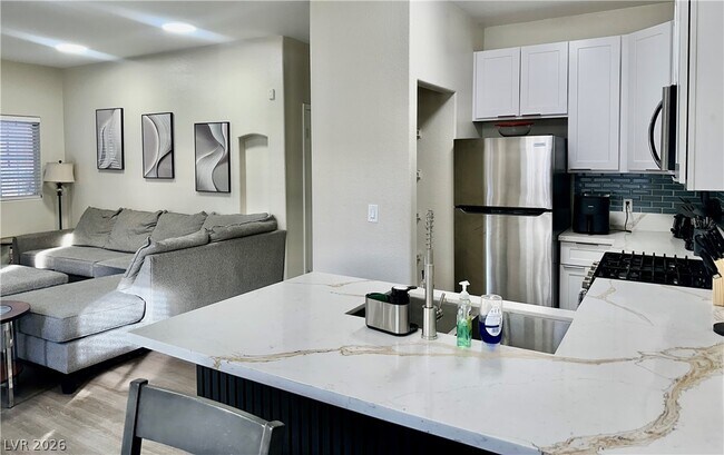 Photo - 4730 E Craig Rd Unit 1043