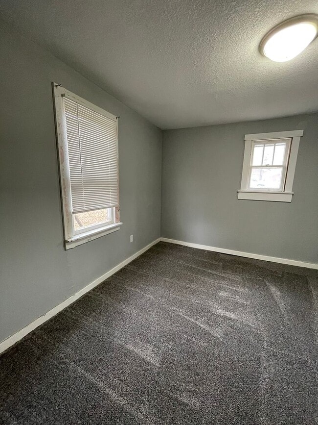 Photo - 215 E Copley Ave