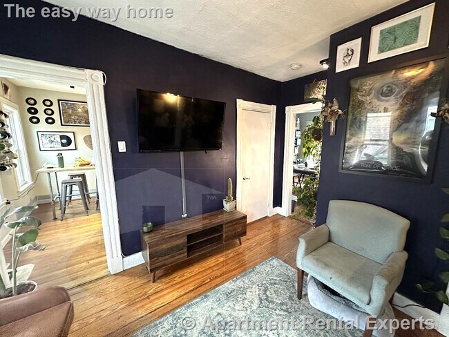 Photo - 9 Medford St Unidad #3