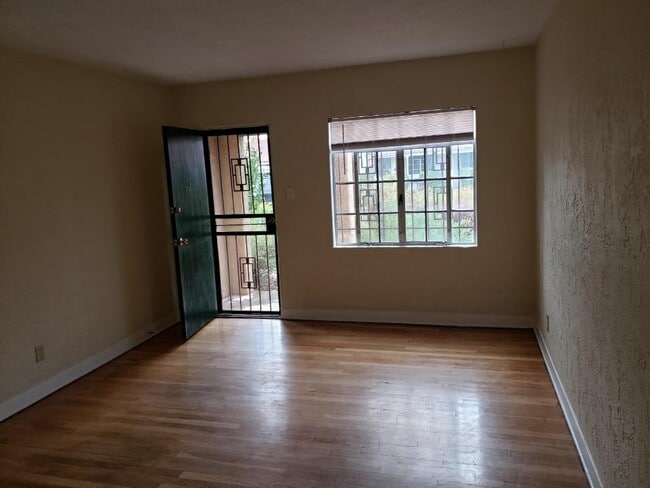 Photo - 403 11th St SW Unidad 403 11th St SW