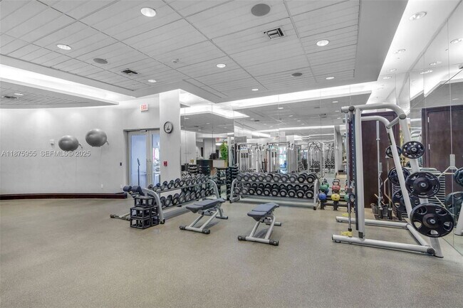 Photo - 5959 Collins Ave Unit 804