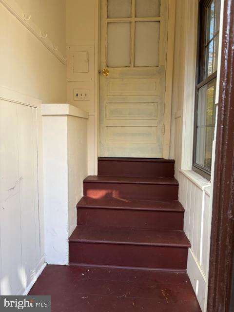 Building Photo - 737 Polo Rd