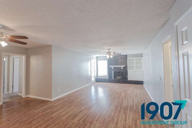 Photo - Spacious 4-Bedroom Home in Moore – Stylish Updates & Great Layout!