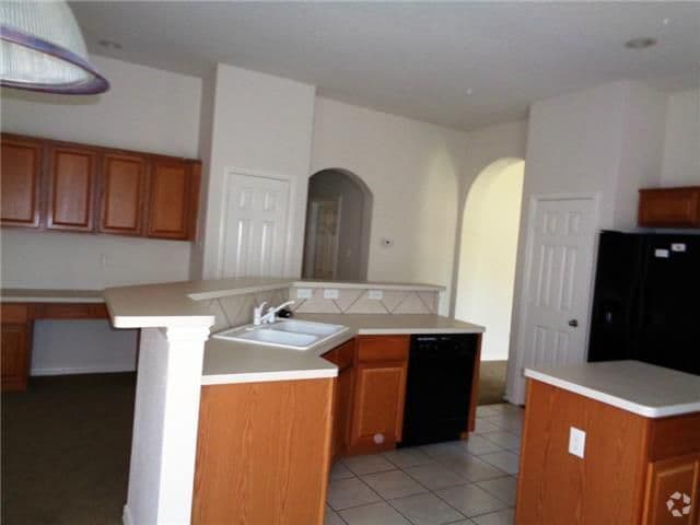 Building Photo - 8164 Hosta Way Rental