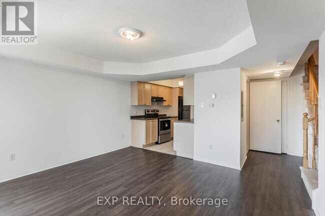 Photo - 2265 Bur Oak Ave