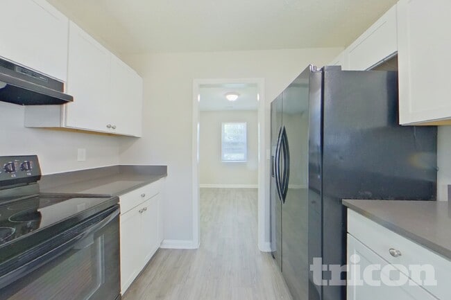 Photo - 7307 Hooksett Ct