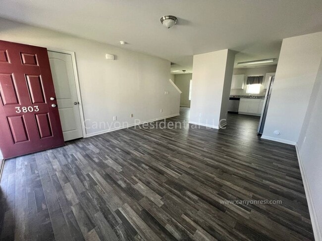 Photo - Beautiful 3b Room!Move in ready!