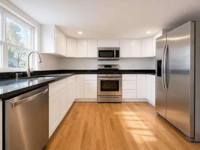 Photo - 207 Wheeler St