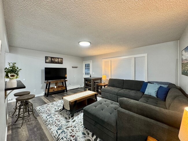 4417 Columbia Blvd