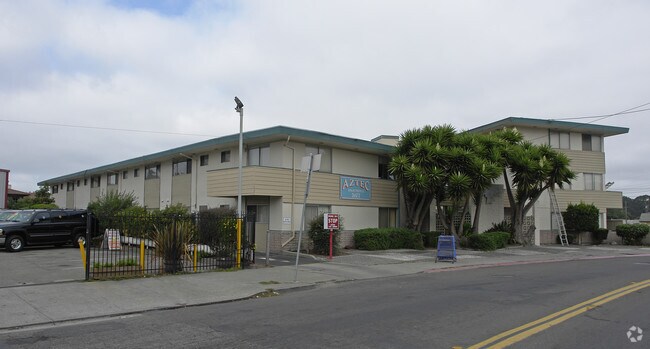 Photo - Aztec Apartments