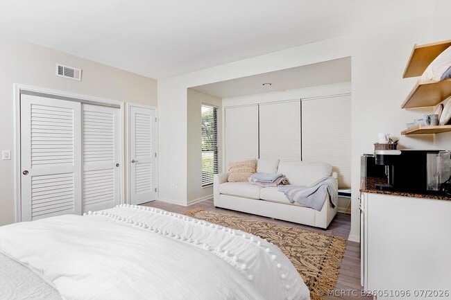 Photo - 11818 Pebblewood Dr Unit 101