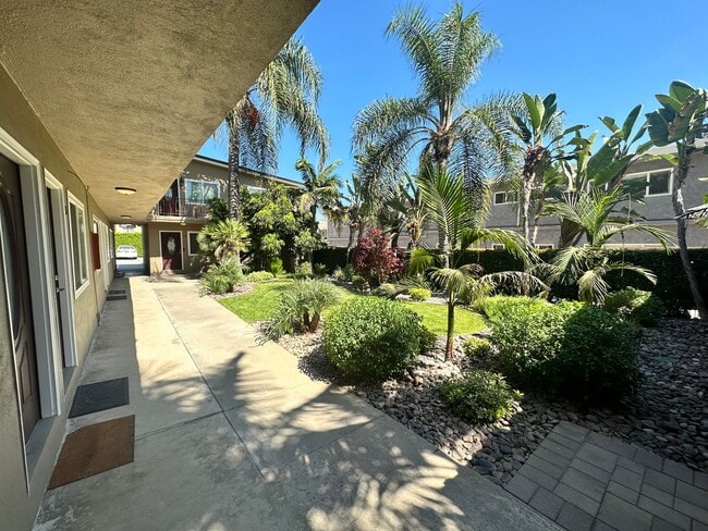 Photo - 276 S Sierra Madre Blvd