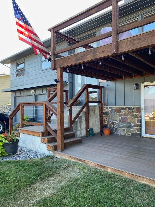 Photo - 128 Sunset Ridge