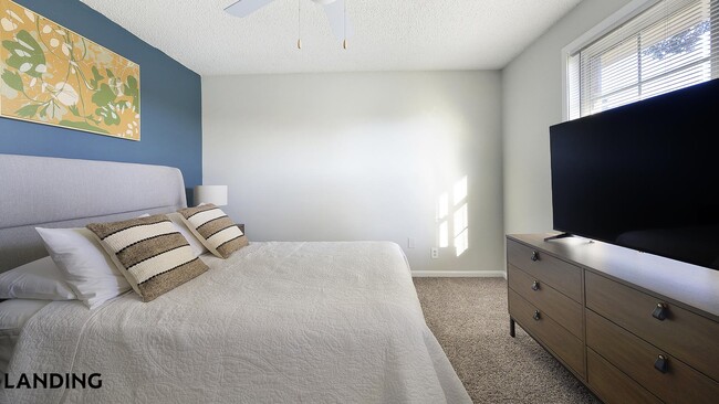 Photo - 231 New Shackle Island Rd Unidad A08