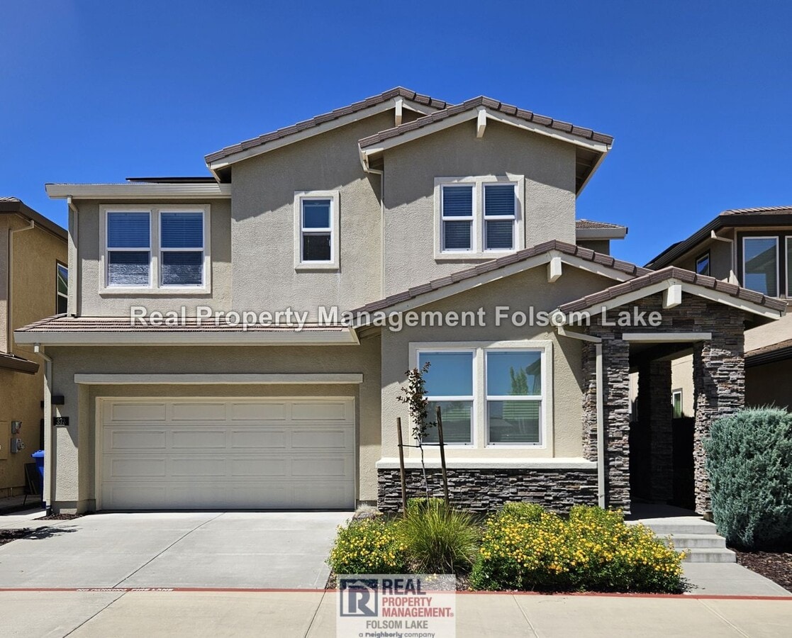 Coming Soon - Large 4 Bedroom home near Folsom High and Intel - Coming Soon - Large 4 Bedroom home near Folsom High and Intel